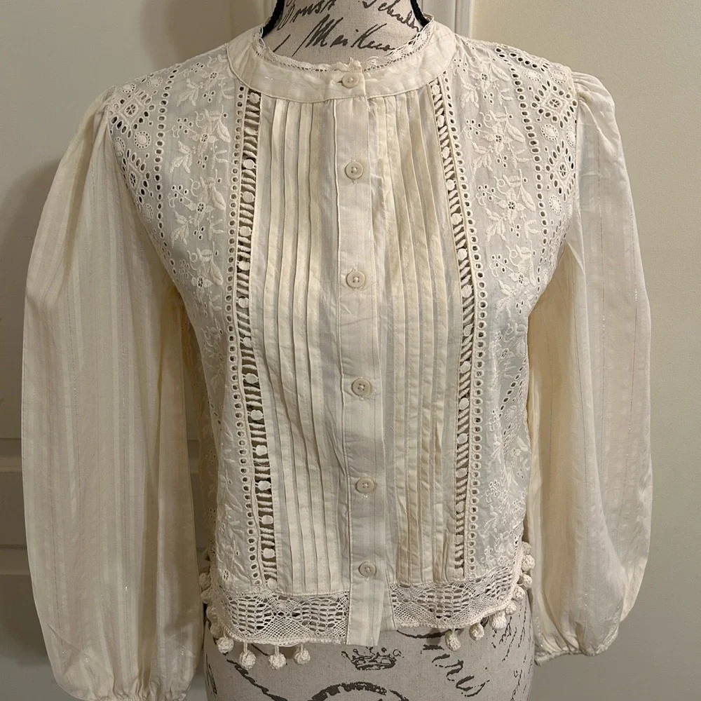 Elegant Cream Blouse with Embroidered Detailing